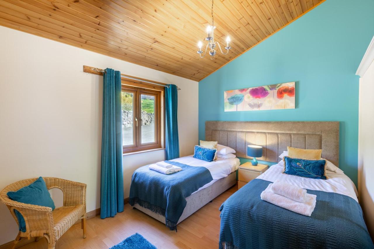 Douglas Fir Lodge With Hot Tub Near Cupar Fife Luthrie Extérieur photo